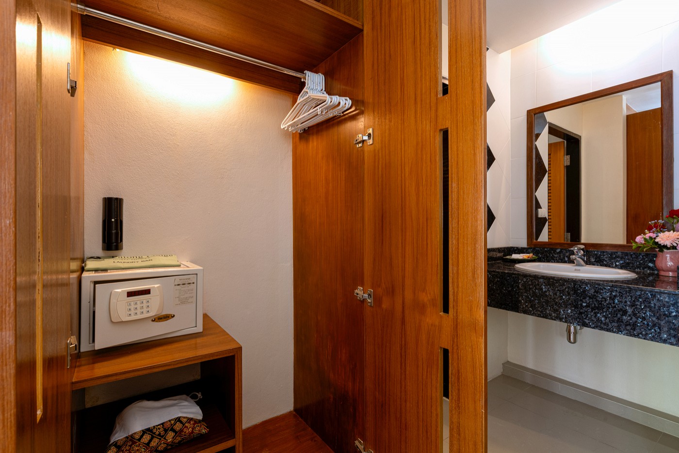 Patong Lodge Hotel Phuket
